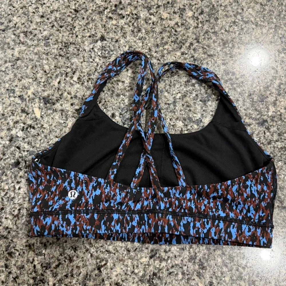 Lululemon Energy Bra *Medium Support, B–D Cups Leopard Camo Blue Nile Multi